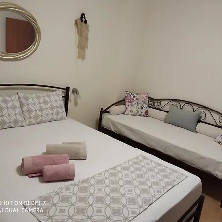 Zoe's Apartment