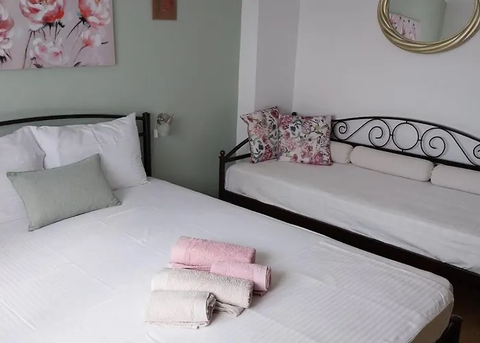 Zoe's Apartment *